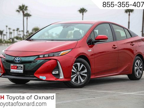 Certified 2017 Toyota Prius Prime Advanced w/ Carpet Mat Package FWD image 1