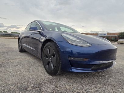 Used 2019 Tesla Model 3 Standard Range Plus