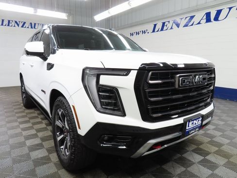 Used 2025 GMC Yukon AT4 Ultimate image 3