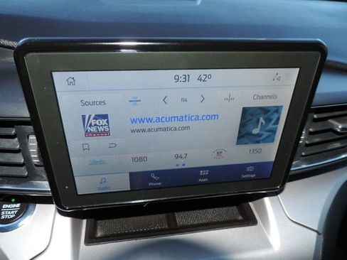 Used 2021 Ford Explorer XLT w/ Equipment Group 202A image 25