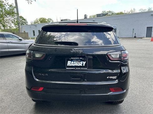 New 2025 Jeep Compass Limited w/ High Altitude Package image 16