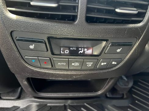 Used 2019 Acura MDX SH-AWD w/ Advance Package image 24