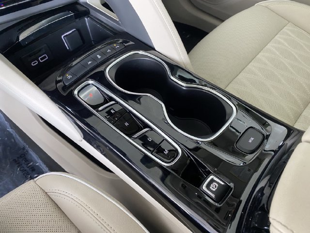 Used 2023 Buick Envision Avenir FWD image 28