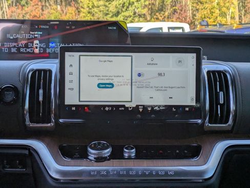 New 2025 Ford Expedition King Ranch image 25