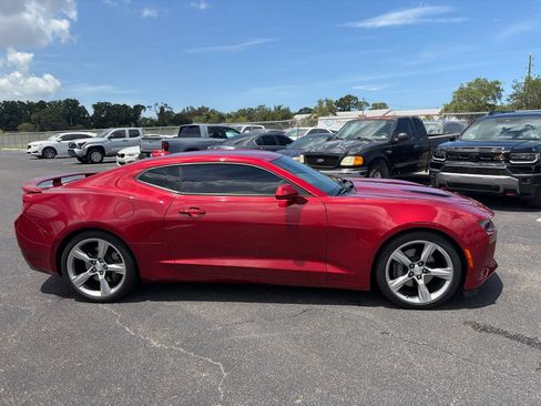 Used 2018 Chevrolet Camaro SS RWD image 8