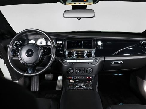 Used 2019 Rolls-Royce Wraith RWD image 5