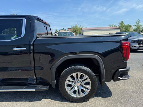 Used 2021 GMC Sierra 1500 Denali AWD/4WD image 8