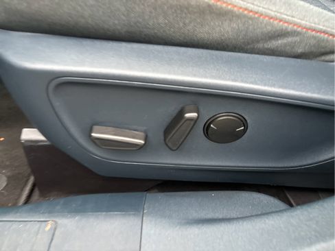 Certified 2023 Ford Maverick XLT w/ XLT Luxury Package image 5