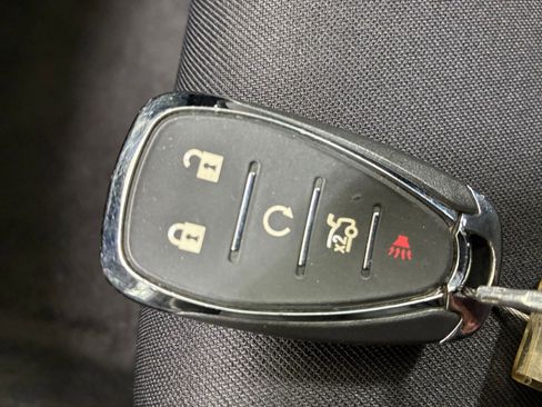 Used 2024 Chevrolet Malibu LT image 25