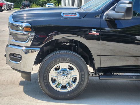 New 2026 RAM 2500 Tradesman AWD/4WD image 10