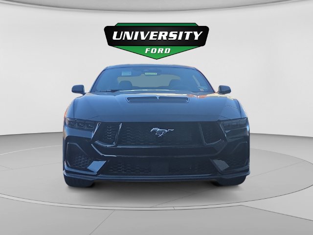 New 2026 Ford Mustang GT w/ GT Performance Package RWD image 8