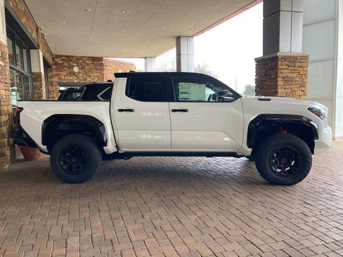 New 2026 Toyota Tacoma TRD Pro AWD/4WD image 4