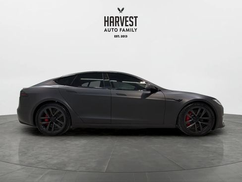 Used 2024 Tesla Model S Plaid image 8