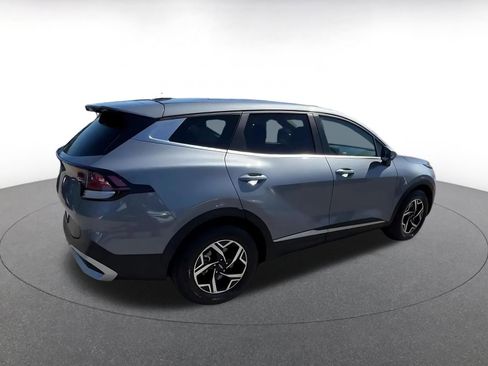 Used 2025 Kia Sportage LX image 15
