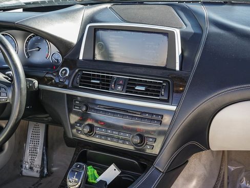 Used 2013 BMW 650i Convertible image 15