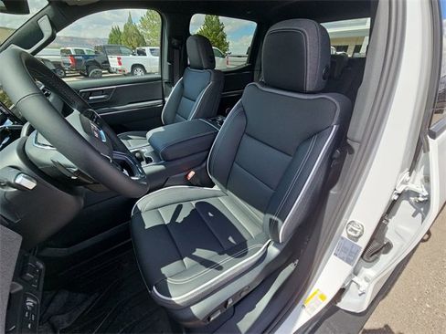 New 2026 GMC Sierra EV Elevation image 15