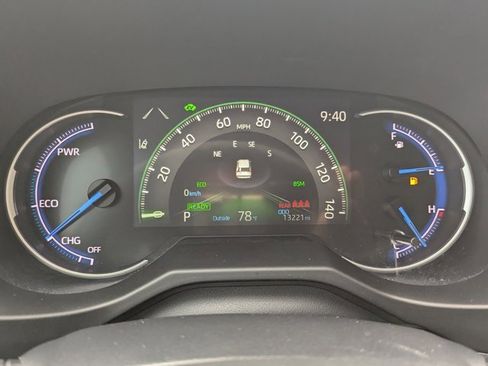 Used 2024 Toyota RAV4 XLE image 23