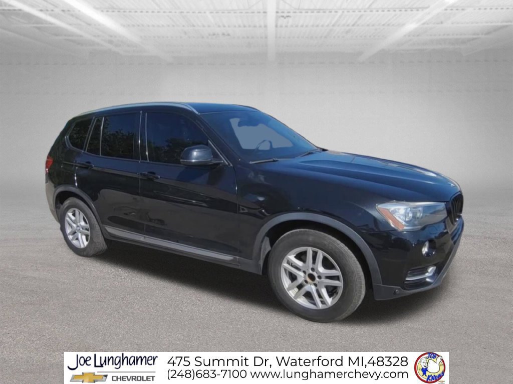 Used 2017 BMW X3 sDrive28i w/ Technology Package RWD image 2
