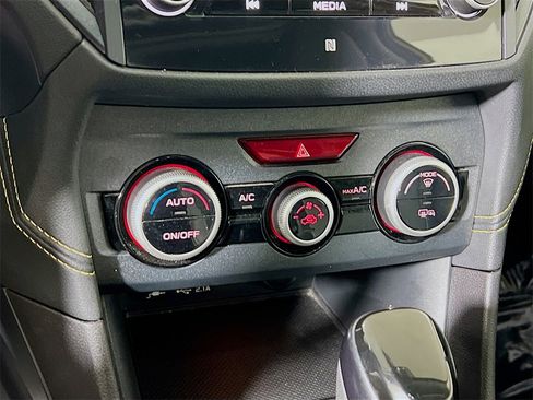 Used 2021 Subaru Crosstrek 2.5i Sport w/ Moonroof Package image 15