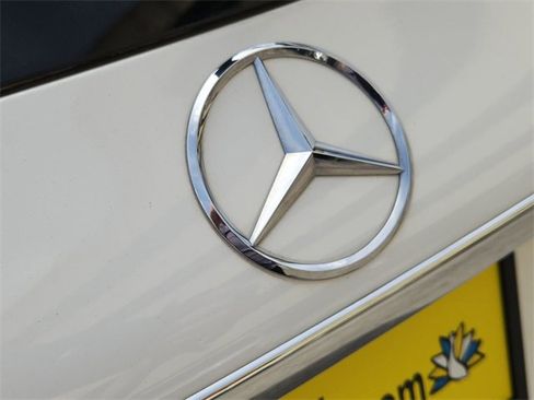 Used 2019 Mercedes-Benz GLC 300 image 29