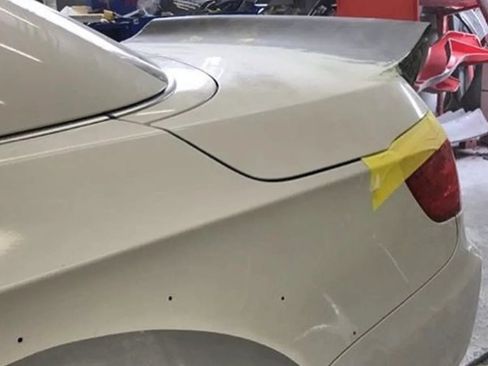 Used 2011 BMW M3 Convertible RWD image 32
