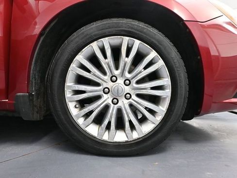 Used 2012 Chrysler 200 Limited FWD image 14