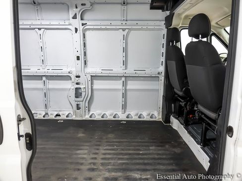 Used 2023 RAM ProMaster 2500 FWD image 17