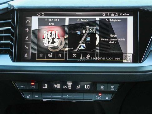 Used 2025 Audi Q4 e-tron Premium w/ Convenience Package image 15