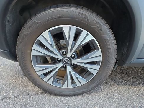 Used 2023 Nissan Rogue SV AWD/4WD image 21