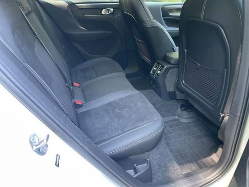 Certified 2023 Volvo C40 P8 Recharge Ultimate w/ Protection Package Premier AWD/4WD image 21