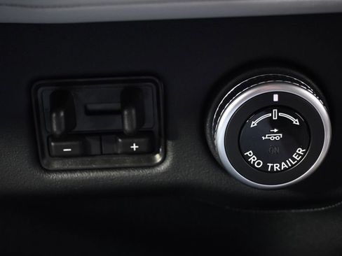 New 2026 Lincoln Navigator Reserve AWD/4WD image 30