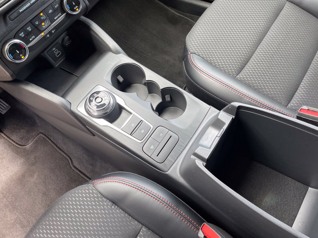 Used 2025 Ford Escape ST-Line AWD/4WD image 9