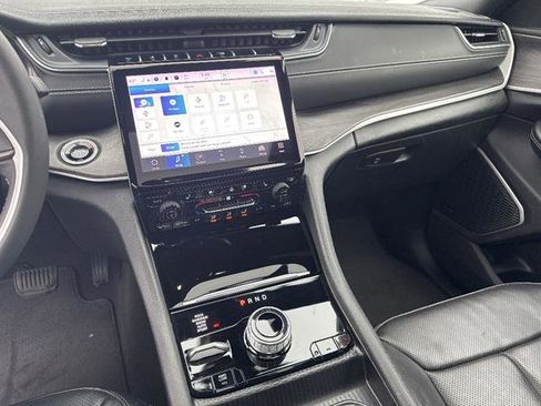 Used 2024 Jeep Grand Cherokee Limited 4xe AWD/4WD image 13