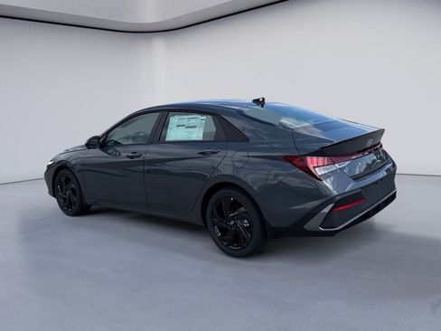 New 2026 Hyundai Elantra Sport FWD image 3