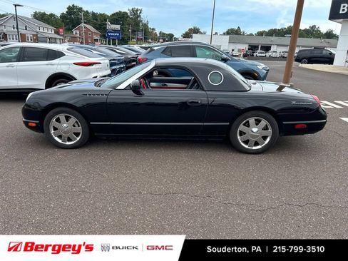 Used 2002 Ford Thunderbird RWD image 3