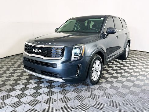 Used 2022 Kia Telluride LX FWD image 7