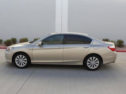Used 2015 Honda Accord EX-L image 8
