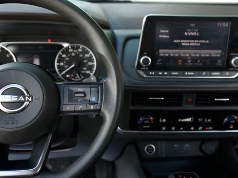 Used 2023 Nissan Rogue SV image 24