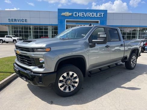 New 2026 Chevrolet Silverado 2500 Custom w/ Custom Value Package AWD/4WD image 2