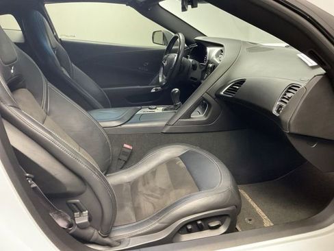 Certified 2015 Chevrolet Corvette Stingray Z51 w/ 2LT Preferred Equipment Group image 23