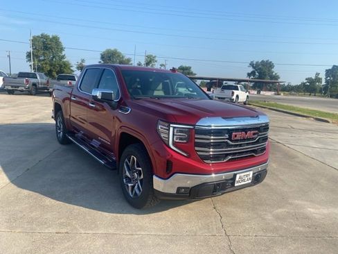 New 2026 GMC Sierra 1500 SLT w/ SLT Premium Plus Package image 8