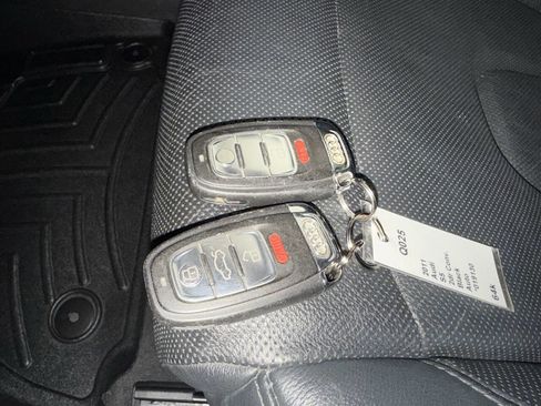 Used 2011 Audi S5 Prestige image 18