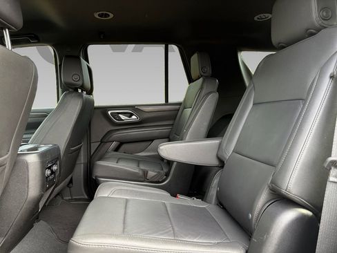 Used 2024 Chevrolet Tahoe LT image 3