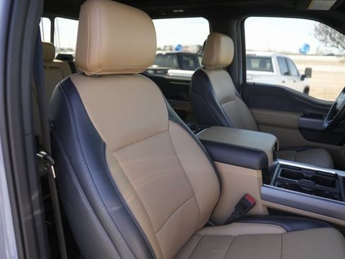 Used 2024 Ford F250 Lariat w/ Tremor Off-Road Package image 21