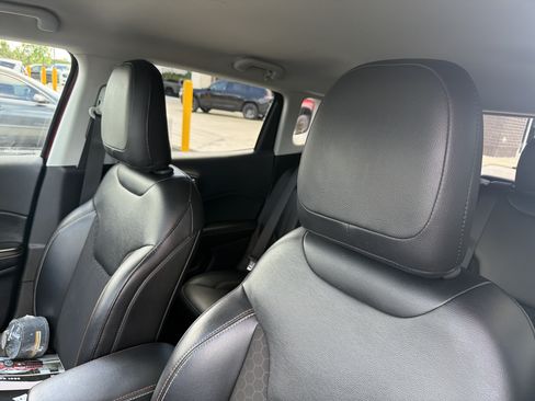 Used 2021 Jeep Compass Latitude AWD/4WD image 41