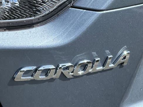 Used 2025 Toyota Corolla LE image 17