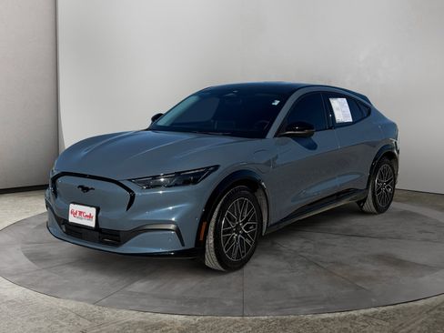 Used 2024 Ford Mustang Mach-E Premium image 1