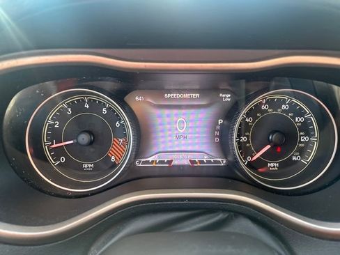 Used 2014 Jeep Cherokee Limited w/ Technology Group image 17