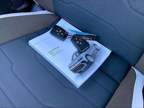 New 2026 Volkswagen Taos SE AWD/4WD image 11