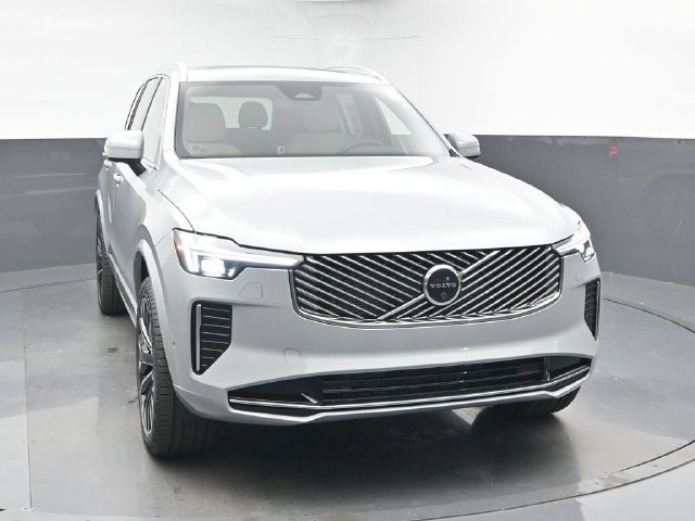 New 2026 Volvo XC90 B6 Plus w/ Protection Package Premier AWD/4WD image 2